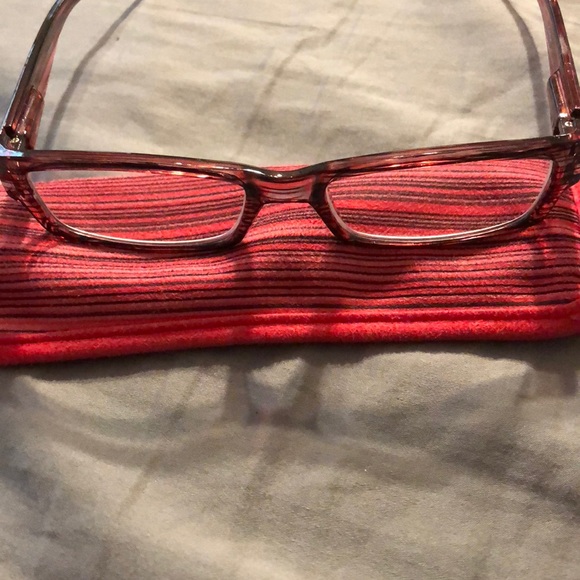 Reading glasses +0.75 power - Picture 1 of 2